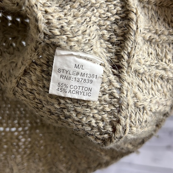 Cardigan (M/L) - Picture 7 of 9